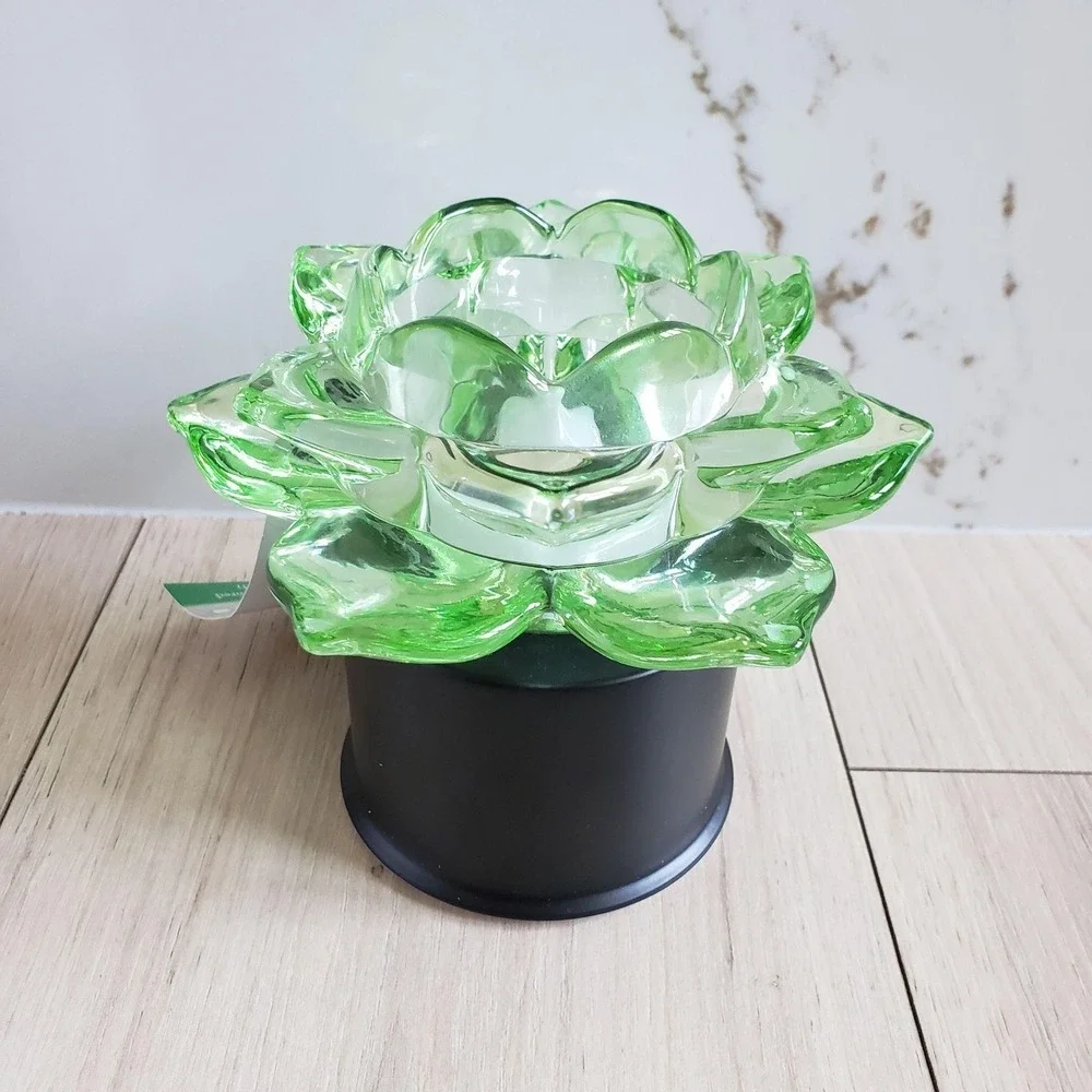 Gerson International Green Glass Flower LED Accent Lamp Rotating Battery 5.12 In